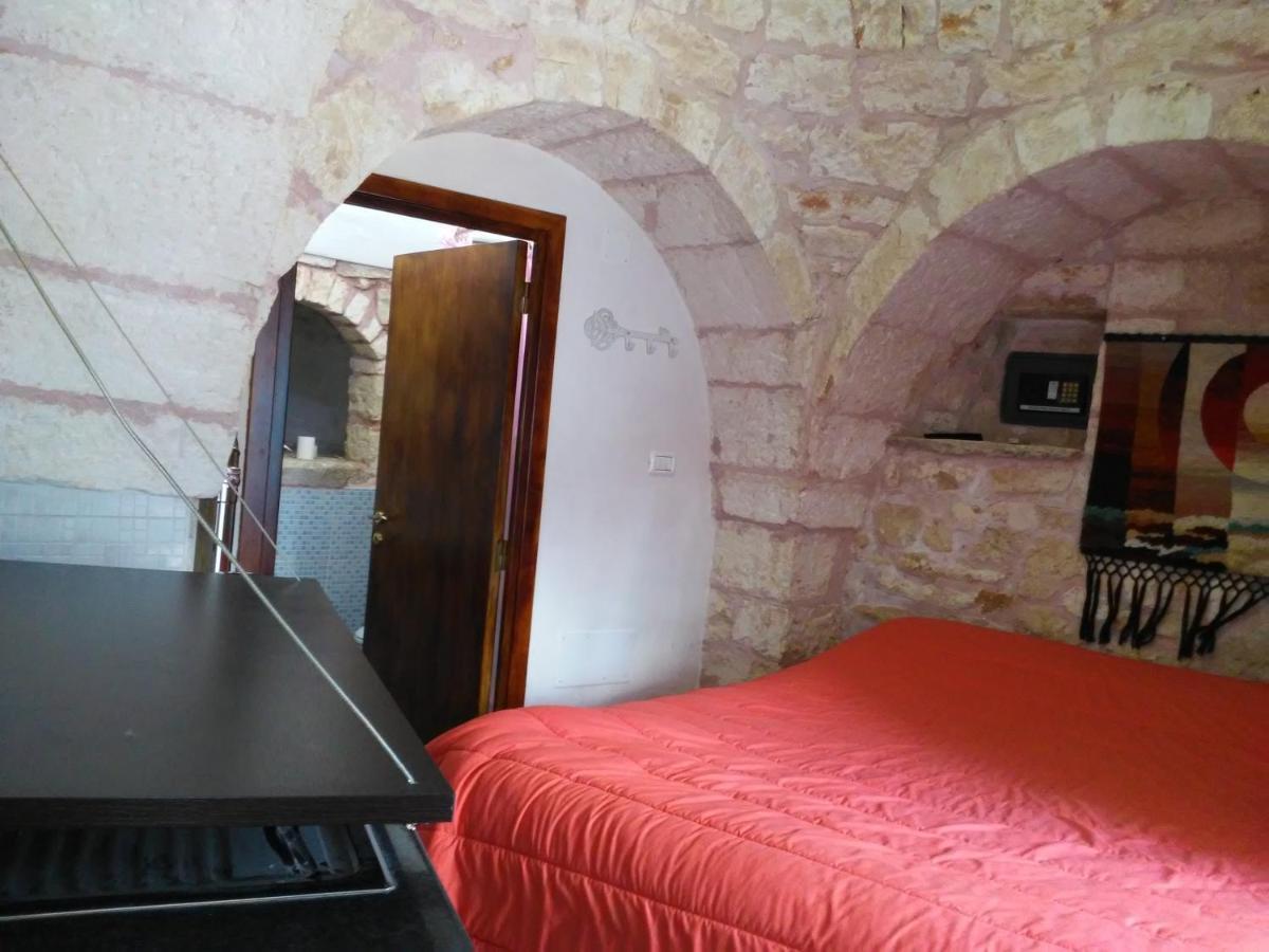 Trullo Francisco Guest House Martina Franca Eksteriør bilde